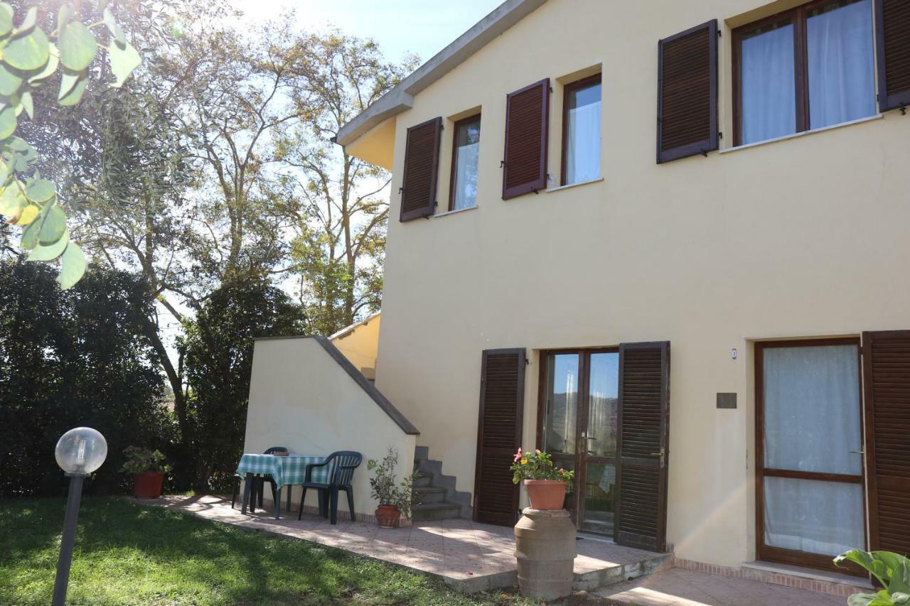 Agriturismo Tinti 蒙蒂亚诺 外观 照片