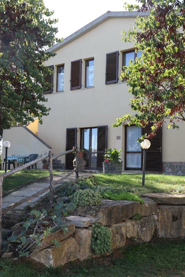 Agriturismo Tinti 蒙蒂亚诺 外观 照片
