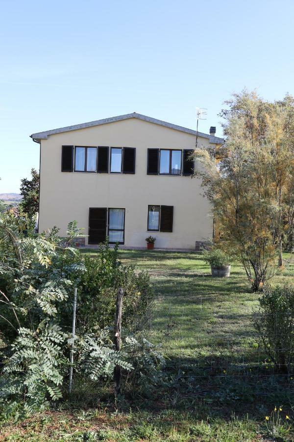 Agriturismo Tinti 蒙蒂亚诺 外观 照片